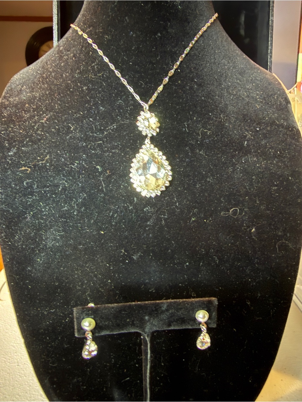 Daisy Fuentes Silver-Tone Teardrop Crystal Necklace and Earrings Set